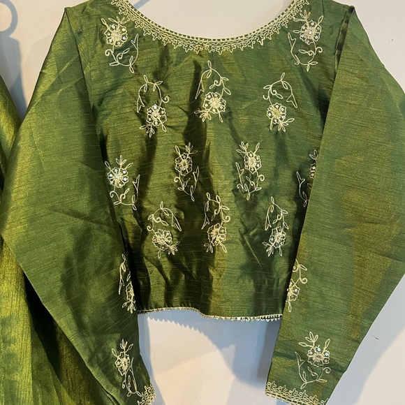 Pakistani Indian suit sold - Picture 11 of 11